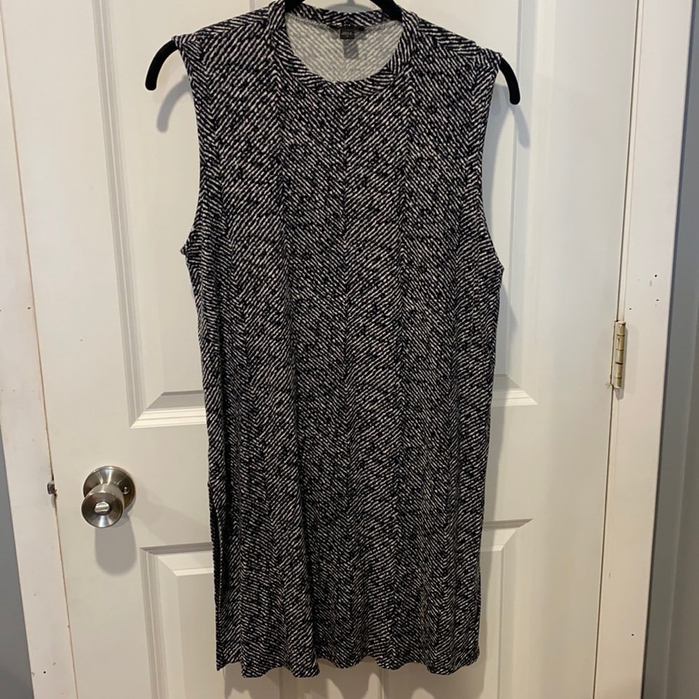 J Jill Sleeveless Tunic Wearever Collection EUC